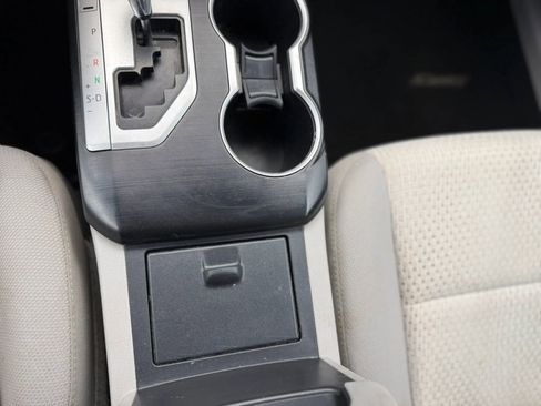 Used 2013 Toyota Camry LE FWD image 36