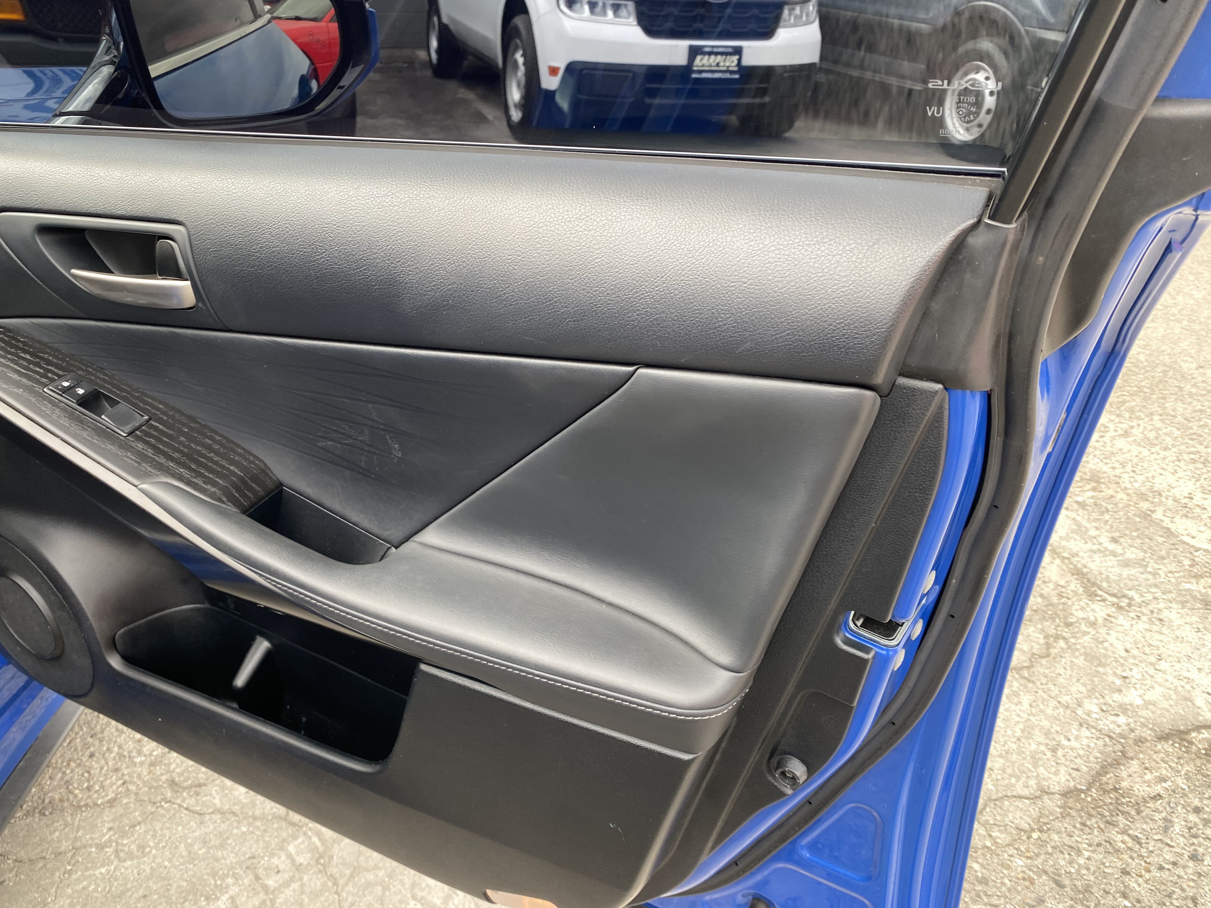 Used 2023 Lexus IS 300 w/ Premium Package RWD image 25