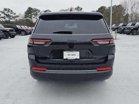 New 2026 Jeep Grand Cherokee L Limited w/ Limited Altitude Package RWD image 7