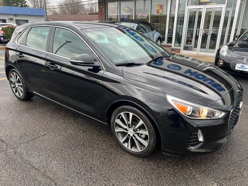 Used 2018 Hyundai Elantra GT w/ Style Package 02 image 4