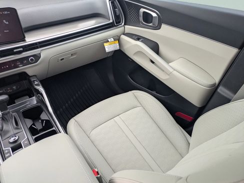New 2026 Kia Sorento EX image 18