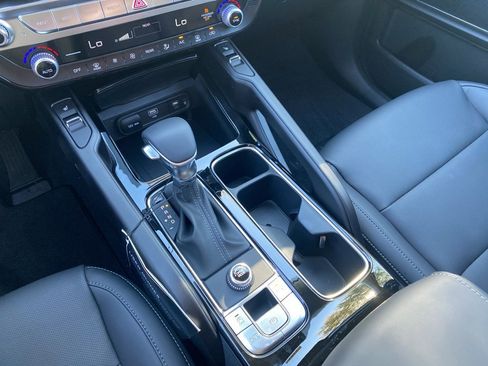 New 2025 Kia Telluride S image 21