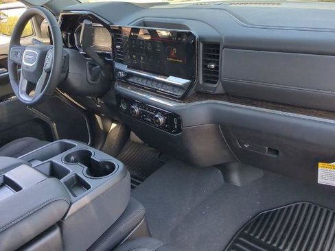 Certified 2024 GMC Sierra 1500 SLE image 19