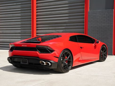 Used 2019 Lamborghini Huracan LP 580-2 image 7