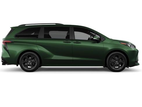 New 2026 Toyota Sienna XLE Woodland Edition image 14