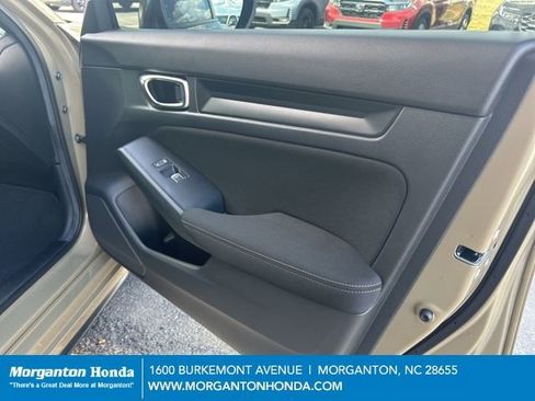 Used 2025 Honda Civic Sport image 33