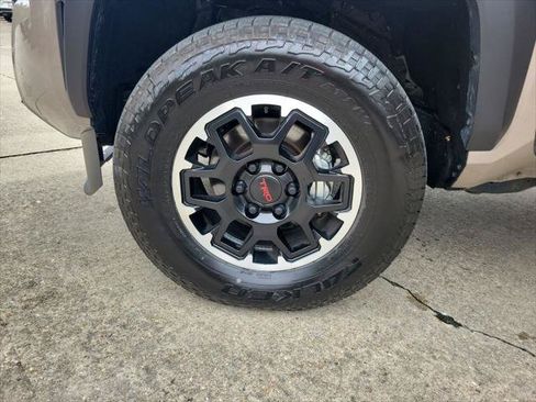 Certified 2026 Toyota Tacoma TRD Off-Road w/ TRD Off Road Upgrade Package AWD/4WD image 35