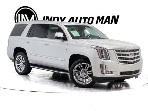 Used 2020 Cadillac Escalade Luxury w/ LPO, Radiant Package AWD/4WD image 2