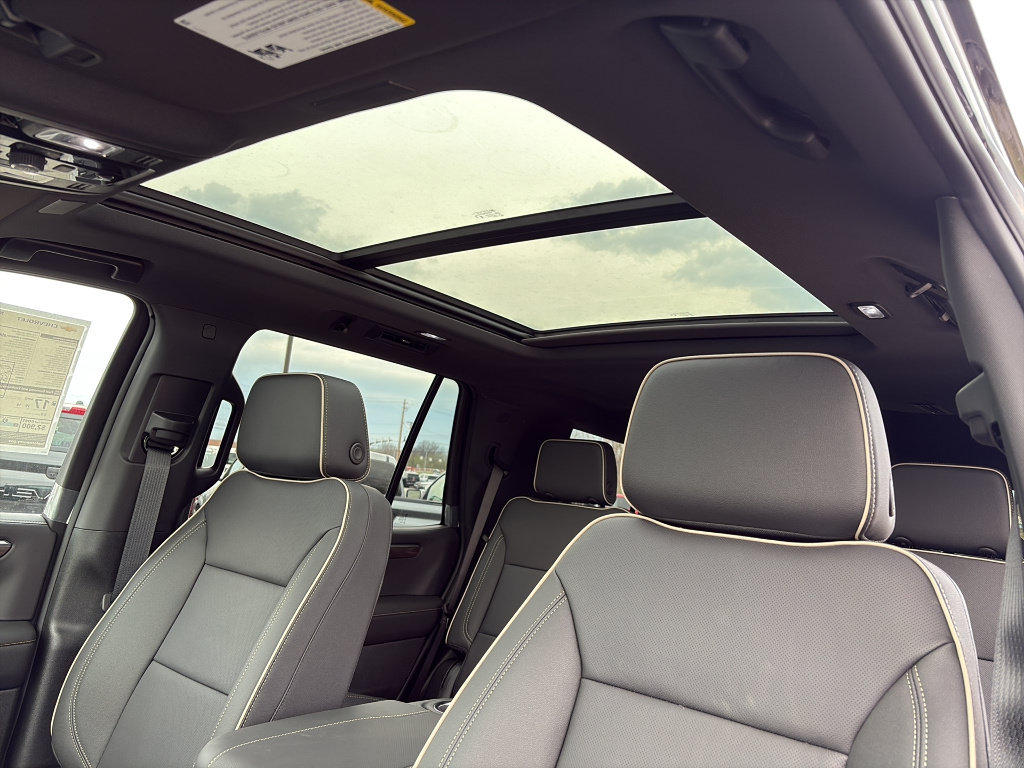 New 2026 Chevrolet Tahoe Premier w/ Sun And Tow Package AWD/4WD image 18