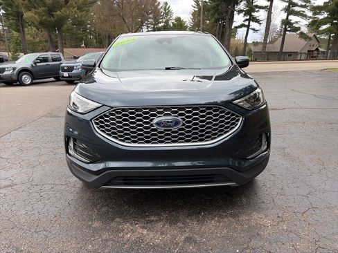 Used 2024 Ford Edge SEL w/ Convenience Package AWD/4WD image 2