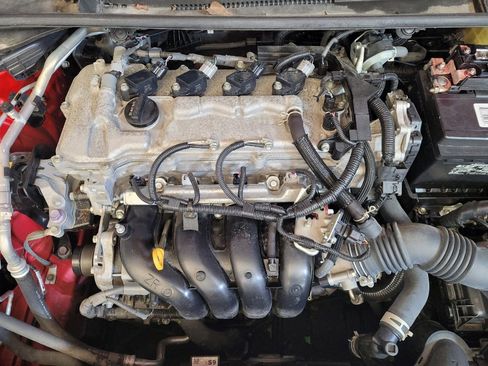 Used 2021 Toyota Corolla LE image 30