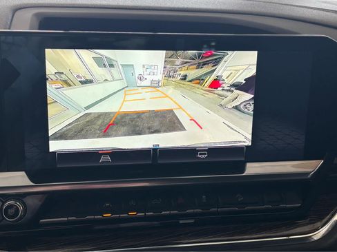 Used 2023 GMC Sierra 1500 Elevation w/ X31 Off-Road Package image 28