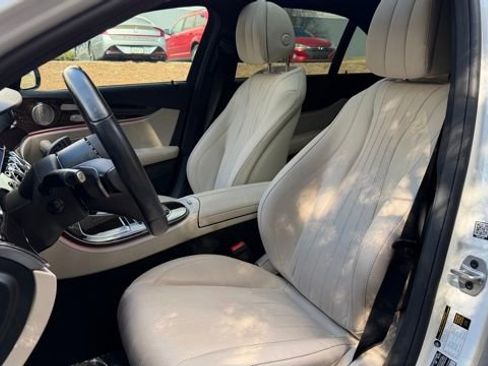 Used 2022 Mercedes-Benz E 350 Sedan w/ Driver Assistance Package image 33