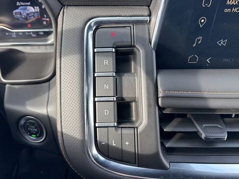 Used 2024 GMC Yukon XL AT4 w/ AT4 Premium Plus Package image 30