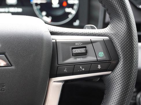 Used 2024 Mitsubishi Outlander 4WD Plug-In Hybrid image 23