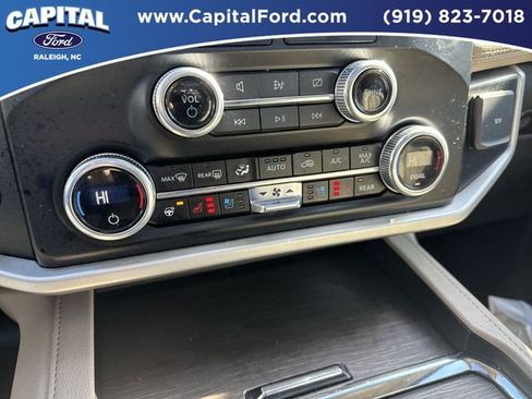 Certified 2024 Ford Expedition Limited image 29