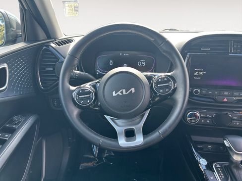 Used 2024 Kia Soul EX FWD image 13