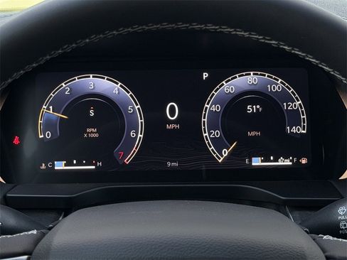 New 2025 Jeep Grand Cherokee Limited w/ Black Appearance Package image 13