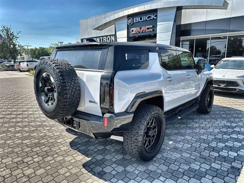 New 2026 GMC Hummer EV SUV image 11