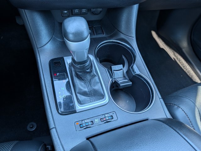 Used 2018 Toyota Highlander Limited AWD/4WD image 28