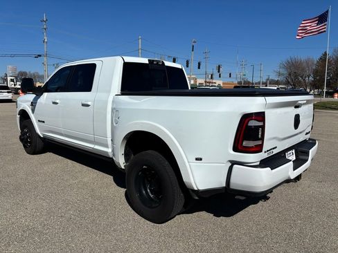 Used 2024 RAM 3500 Limited image 2