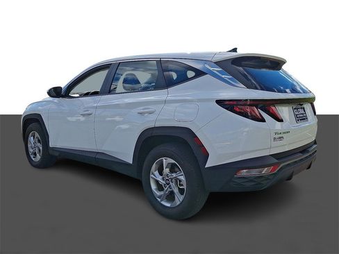 Used 2023 Hyundai Tucson SE image 5