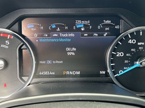 Used 2020 Ford F250 Lariat w/ Lariat Ultimate Package AWD/4WD image 12