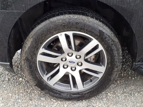 Used 2024 Ford Expedition Limited AWD/4WD image 18