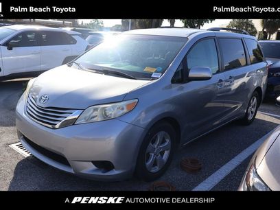 Used 2015 Toyota Sienna LE