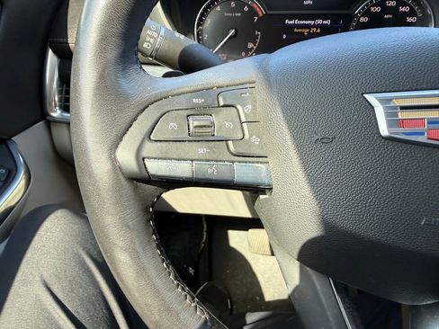 Used 2020 Cadillac XT4 Premium Luxury w/ Cold Weather Package image 29