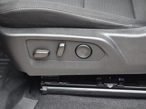 Used 2026 Chevrolet Colorado LT w/ Advanced Trailering Package RWD image 19