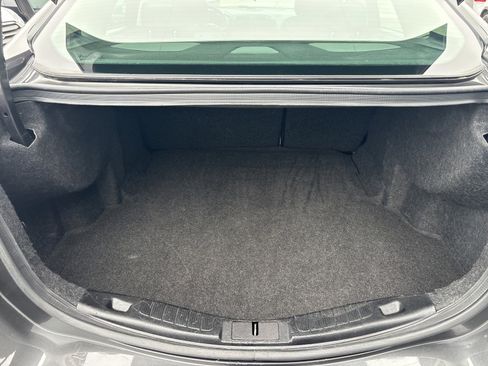 Used 2018 Ford Fusion Titanium image 17