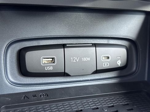 New 2026 Hyundai Venue SEL image 37