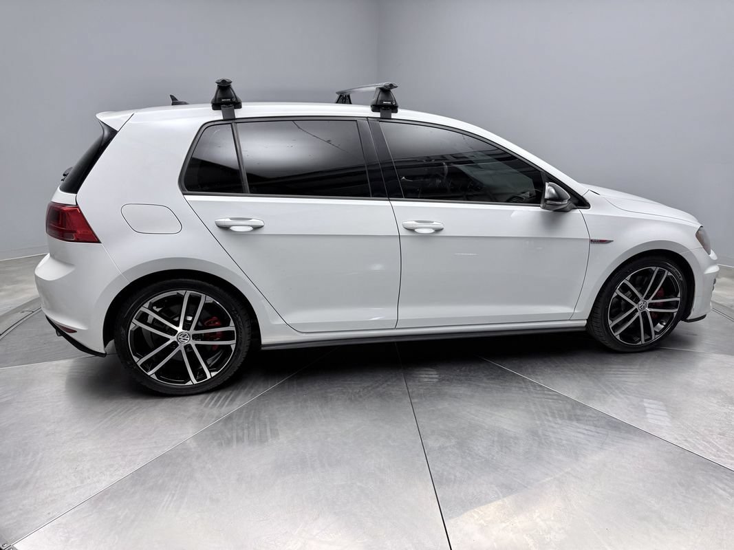 Used 2017 Volkswagen GTI SE FWD image 4