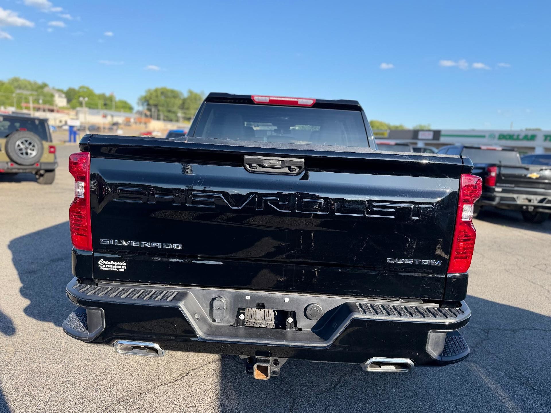 Used 2026 Chevrolet Silverado 1500 Custom Trail Boss AWD/4WD image 5