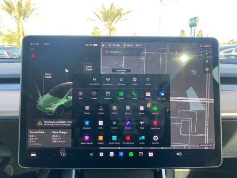 Used 2021 Tesla Model Y Long Range image 11