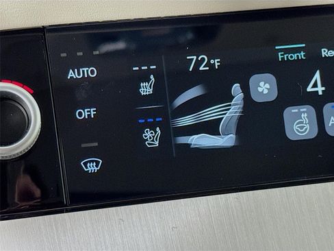 New 2026 Genesis GV70 2.5T Advanced AWD/4WD image 23