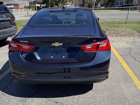 Used 2016 Chevrolet Malibu LT FWD image 10
