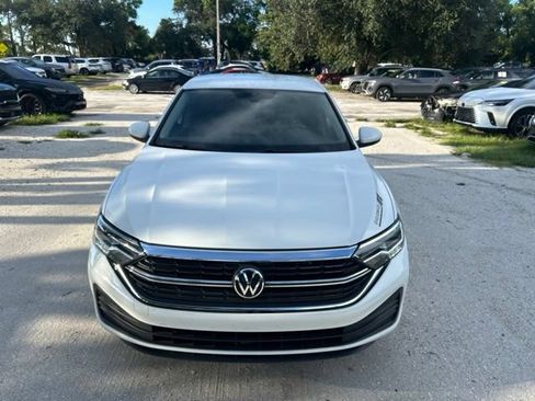 Used 2024 Volkswagen Jetta S FWD image 2