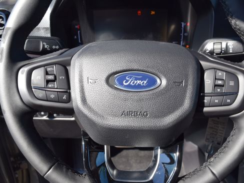 Used 2025 Ford Ranger XLT w/ Equipment Group 301A High image 7