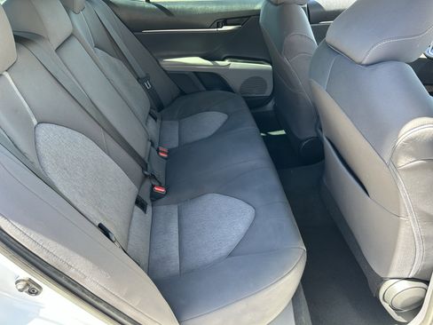 Used 2022 Toyota Camry LE w/ Carpet Mat Package (TMS) image 12