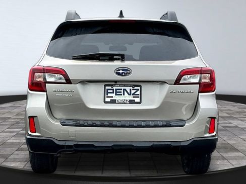 Used 2016 Subaru Outback 2.5i Premium AWD/4WD image 5
