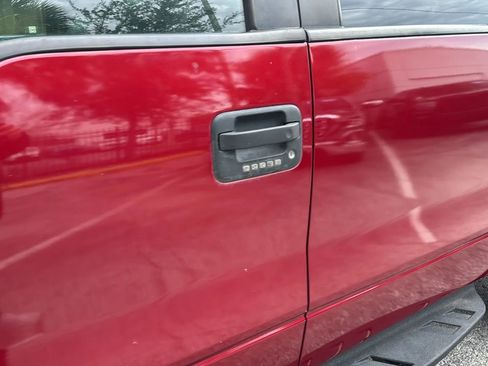 Used 2014 Ford F150 Raptor w/ Equipment Group 801A Luxury image 37