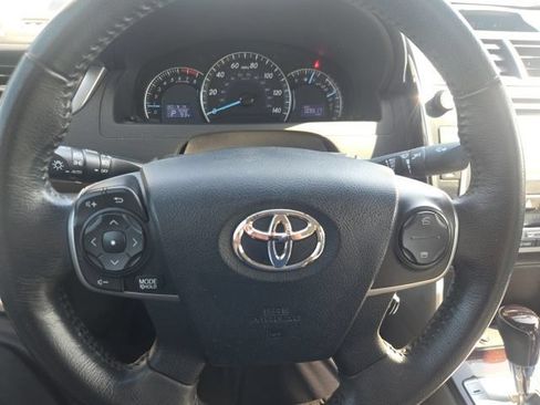 Used 2012 Toyota Camry XLE FWD image 10