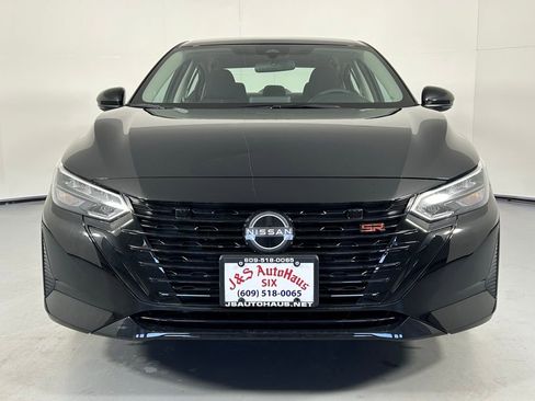 Used 2025 Nissan Sentra SR w/ Midnight Edition FWD image 2
