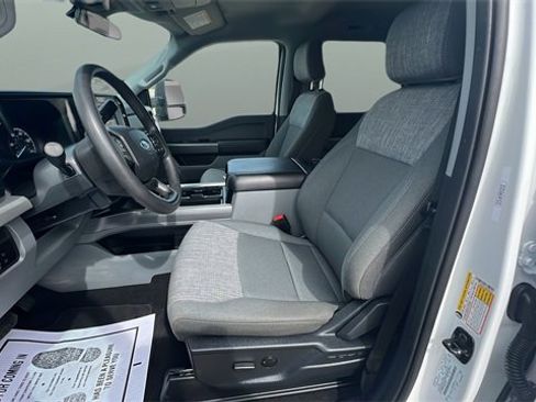 Used 2025 Ford F250 XLT w/ FX4 Off-Road Package image 21
