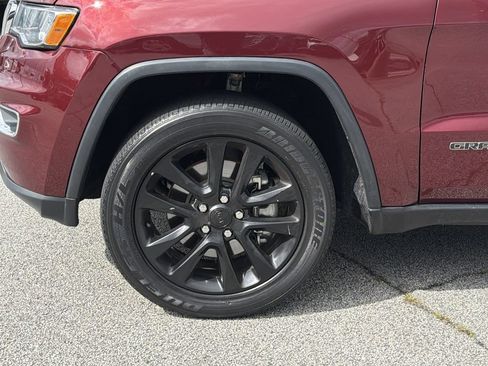 Used 2022 Jeep Grand Cherokee Limited RWD image 10