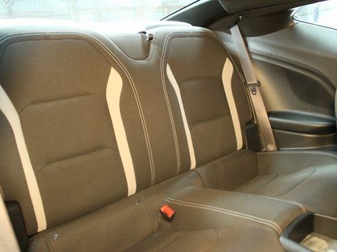 Used 2020 Chevrolet Camaro LT image 13