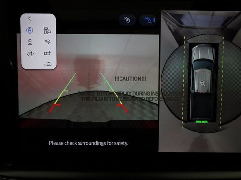 Used 2025 Ford F250 Platinum image 24