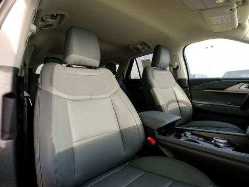 New 2026 Ford Explorer Active w/ Active Comfort Package image 17